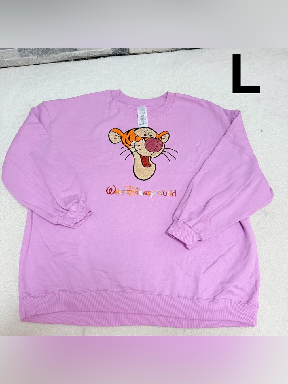 NWOT Walt Disney World Tigger Purple Oversize Crewneck Sweatshirt Women Size L
